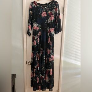 Long sleeve floral maxi dress